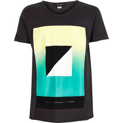 Boys black geometric print t-shirt